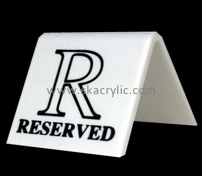 Custom V shape white acrylic sign holder SH-006